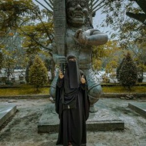 Vivi Irwana profile icon