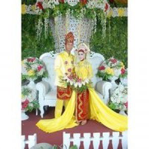 Dwi Rezqiahnoor Agustin profile icon