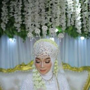 Ezta Lestari profile icon