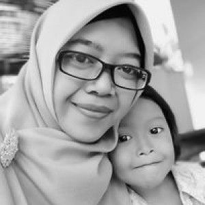 Ratih Aminningsih profile icon