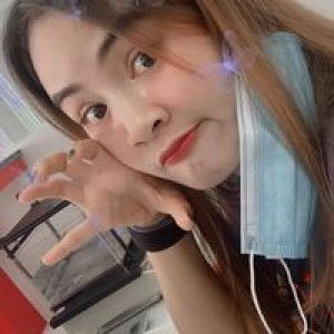 Toey Sunsanee profile icon