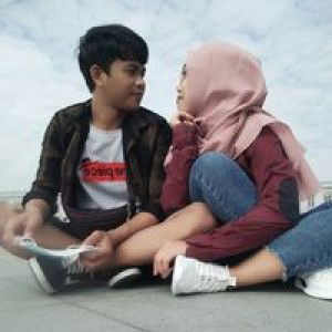 Nur Rohmah profile icon