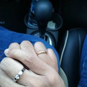 Yena Hendryana profile icon