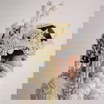 B E L L A profile icon