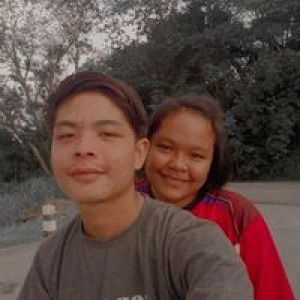 สม พร profile icon