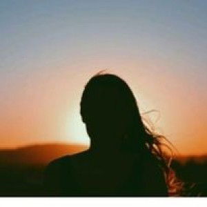 Erna Paputungan Modeong profile icon