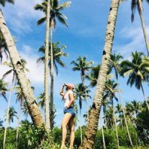 Lea Mallari profile icon