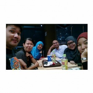 PutriE Mirza profile icon