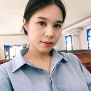 Lilly Rosy profile icon