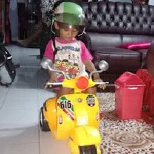 Anis Susanti profile icon