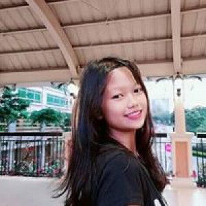 Lhyne Flores profile icon