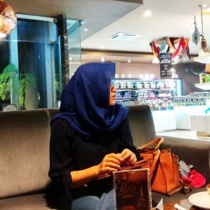 Nur Aini Ana profile icon