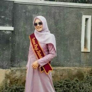 Retno Puji Astuti profile icon