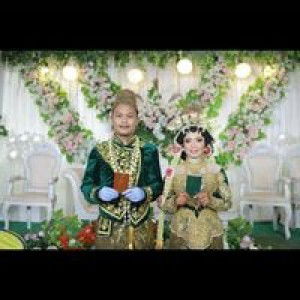 Via Kurniawan Nasa profile icon