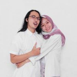 Lia Saputri profile icon