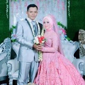 Novie Yulyani Antarasti profile icon