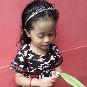 Rina Oktavia profile icon