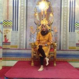 Dewi Nur Maya profile icon