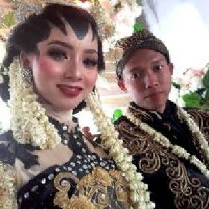 Meilinda Pertiwi profile icon