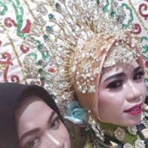 Resky Nia profile icon