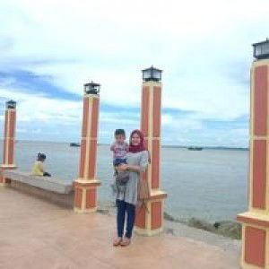 Suraida Wahab profile icon