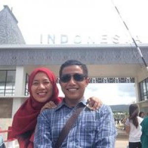 Dewi Hartati profile icon