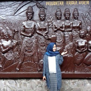 Sari Pawitri profile icon