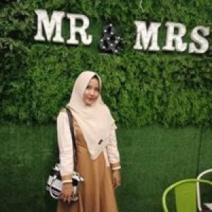 Fitri Devika Sari profile icon