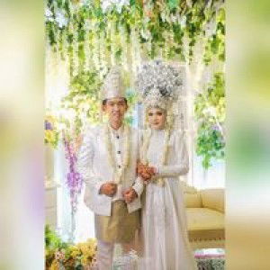 Chintia Pertiwi profile icon