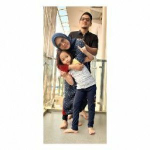 maya fitri meidyasari profile icon