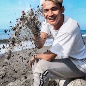 Chi Joenk profile icon