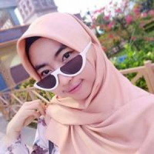 Dewi Ratnasari profile icon