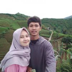 Tinii Pebrianii profile icon