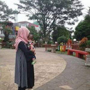 Mirẩ Nủrf'yânti profile icon