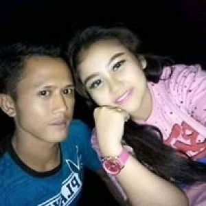 DheviiAliconsiina TigapuluhJanuarii profile icon