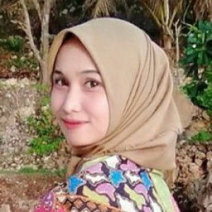 Mia Risliana Putri profile icon