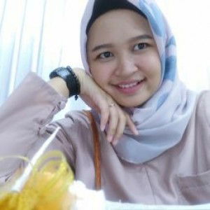 fatimah tuzahroh profile icon