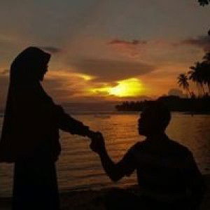 Qhumaira Ernawati Al Mardiya profile icon