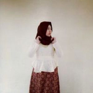 Riska Andriana profile icon