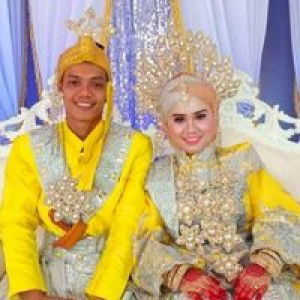 Dewi Sulastri profile icon