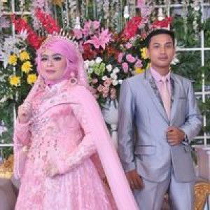 Fini Rizkita Purnama Ayu profile icon