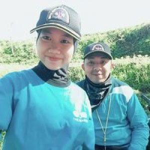 Reni Ratna profile icon