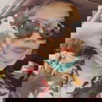 Putri N profile icon