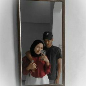 Icha Dwi Erlita profile icon