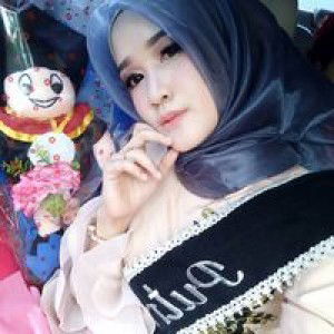 Putri Pratiwi profile icon