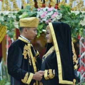 Fujhii Pratiwii profile icon