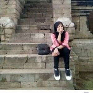 Feni Apriyanti profile icon