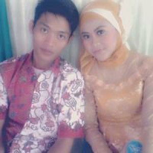 Okta Riyanti profile icon