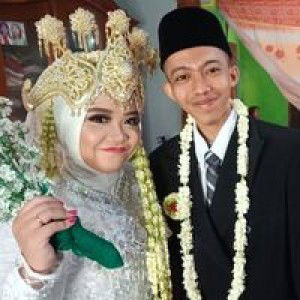 Un-Love profile icon