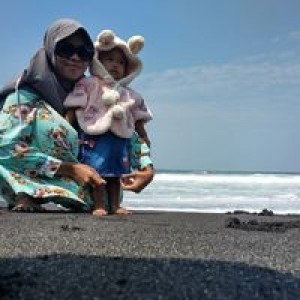 Dian Indah Sari profile icon